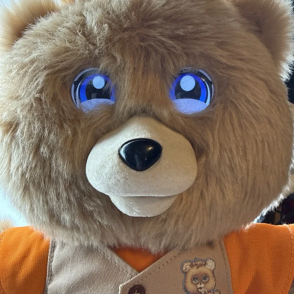 Teddy Ruxpin 2017 Animated Storytelling Bear Bluetooth LCD Eyes - Tested Working